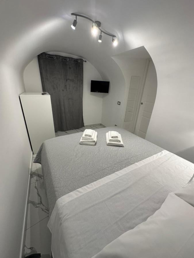 Appartamento Mavy House Napoli Esterno foto