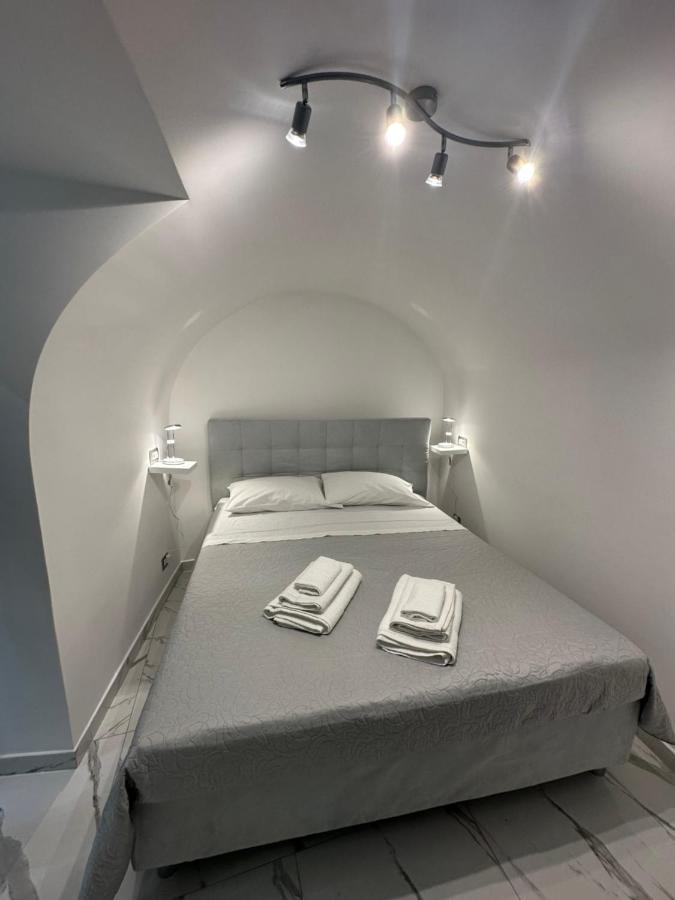Appartamento Mavy House Napoli Esterno foto